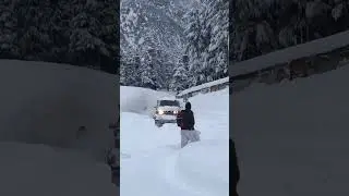 &ldquo;Jeep Car Snow Drift in Mountains ❄️ | Extreme Offroad Adventure🏔️&rdquo; #jeep #snowdrift #offroad #4x4
