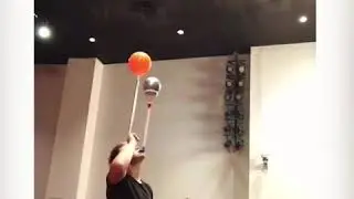 8 Ring juggling with double balance