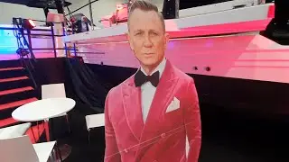 Mit Rosa beim Bummeln! 😂 | Auto Camping Caravan + Boot & Fun Berlin 2021 | Teil 2 | #campertobi