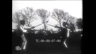 BERLIN   ESCRIME A LA BA&Iuml;ONNETTE - Fencing with the Bayonet 1914