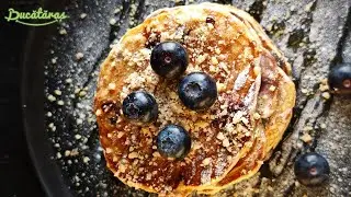 PANCAKES pufoase cu BANANE SI AFINE - Reteta simpla si delicioasa pentru mic dejun