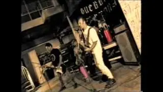 Guerrilla Urbana - Parasitosis