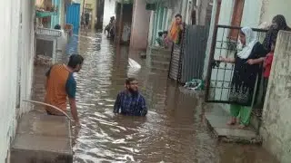 Cyclone Causes Flash Floods in Maharashtra, India 🇮🇳  महाराष्ट्र बाढ़ औरंगाबाद