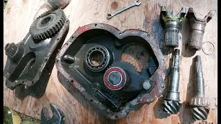 Swinger 100 Loader Rear Axle Disassembly