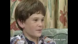 Henry Thomas, Melissa Mathison of ET with Nancy Nelson for WTCN (now KARE 11) May 20 1982