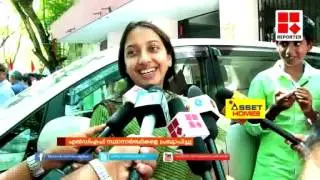Usha Praveen as Kochi mayor candidate of LDF