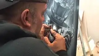 ADDING FINAL HIGHLIGHTS: Excerpt from a Mike Learn Airbrush class