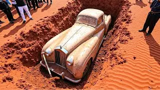 ¡Enterrado hace 50 años! No creerás cómo luce este auto ahora.