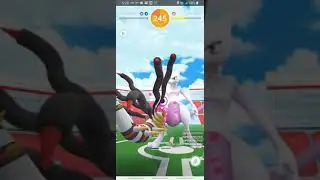 Pok&eacute;mon GO 2019 10 27 Mewtwo ex raid (thunderbolt) - darkrai against mewtwo