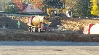 Oskosh-McNeilus S-series front discharge concrete trucks