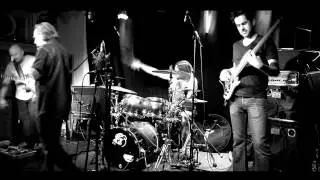 Red Baron (D Tr3o feat. Martin Shaw)