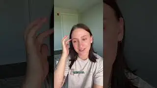 Оказывается в тот день была фан встреча с актерами, и я сфоткалась бесплатно вместо 200$ 😁