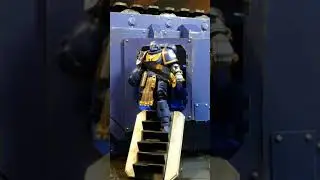 Space Marines disembarking the Land Raider via the side hatch! #joytoy #warhammer #40k