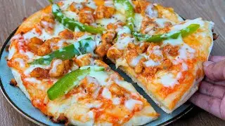 Don&rsquo;t Order Pizza Online! Try This Soft & Cheesy Chicken Pizza At Home With Daily Ingredients!