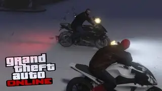 A Moment In GTAV Online - Being An Outrider For Clubhouse Missions Gets Risky.