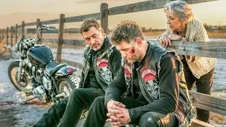 Elderly Lady Stumbled on Two Frozen Hell&rsquo;s Angels Riders &mdash; Her Reaction Stunned the Town