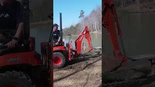 R14 vs R4 Tire Traction Comparison