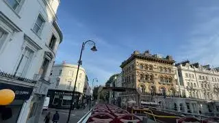 Hop-on-hop-off bus tour in London, England - Sep 2021