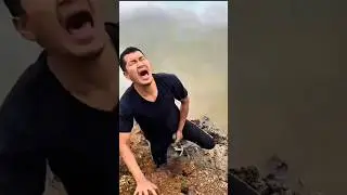 Never Grab a Crab Like This! 😳🦀 #animals #shorts