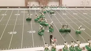 Gilbert Gardner intercepts the quarterback on 2nd down!