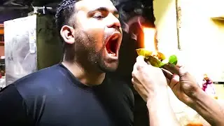 Crazy FLAMING FIRE PAAN @ Mohammed Ali Road Mumbai | Mumbai Street Food