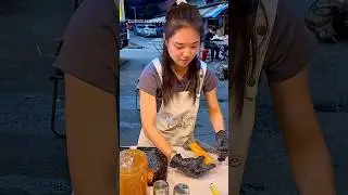 Beautiful Chef Makes Perfect Crispy Rice Cake 🍘🔥 Korean Street Food in KL