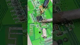 18th Century Techniques to Remove SMD ICs. And What We Use Today 🤔#old #tecnologia #desoldering