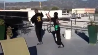 Butterfly Knives vs Nunchaku ...Edit