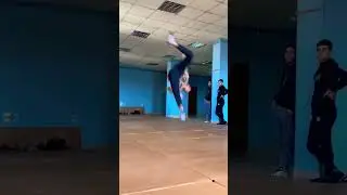 the Black panther of tricking #blackpanther #dance #tricking #fitness 🥷🥷🥷🏾🥷🏾🥷🏿🥷🏿🥷🏻🥷🏻🤜🤛