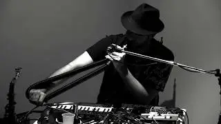 Dico Fone Solo Winds + Vocals +  Electronics (Live at James Bondanello) 4/4