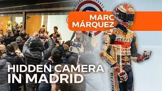 (Hidden camera) Marc M&aacute;rquez in a department store window in central Madrid