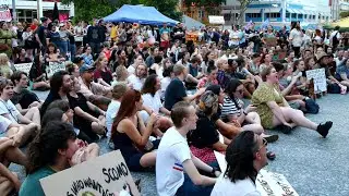 Protesters with &lsquo;diagnosed climate anxiety&rsquo; walk free to continue creating 'hysteria'