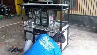 Light but sturdy cart for motorbike