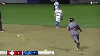 It's a Jake Bowey BOMB for the Perth Heat