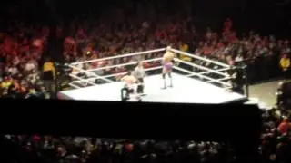 Cesaro vs The Miz #WWELeeds