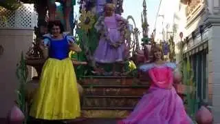 DISNEYLAND MUSICAL PARADE 2015