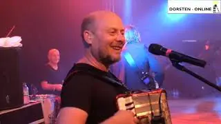 K&ouml;lsche Abend mit The H&ouml;&ouml;sch und den Brings in Dorsten