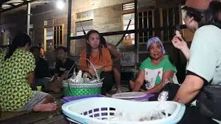Goreng Keropok Kulit Babi Untuk Penduduk Rumah Panjang,Sumpak Sengkuang…//