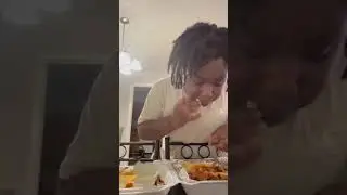 Mom versus Kids Epic Wings and Fries Rock Paper Scissors FOOD Challenge 