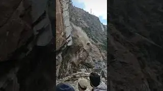 scary lanslide in chamba hp 😯😯#weather#climate #himachalwheather #Himachal#pradesh #shortvideo