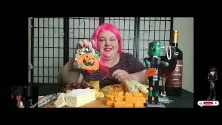 Simpler times of cheese & Buzzfeed (a Foodie Beauty react)