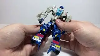 Обзор Transformers Power of the Primes BATTLETRAP