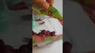 Satisfying sounds taking seedless grapes from the bag | #nhitztv | #shorts | #trending