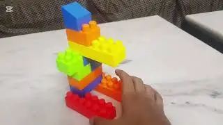 Making a robot with only 12 blocks 😲