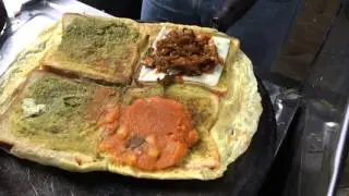 Chennai street food - King of Bread omelette - Indian Street Food