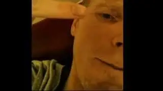 Cyril explose Pauline douce frugalit&eacute; et compl&egrave;tement banan&eacute;