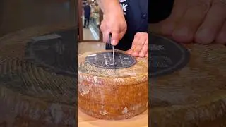 Sheep's milk cheese!! 🧀🐏 #cheese #italianfood #bestfood