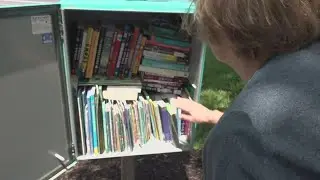 St. Louis community comes together to rebuild the town's little library