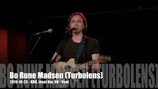 Bo Rune Madsen (Turbolens) - Vent - 2019-10-23 - K&oslash;benhavn Ideal Bar, DK