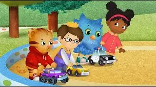 Daniel Tiger's Neighborhood Stories: Daniel Shares His Tigertastic Car